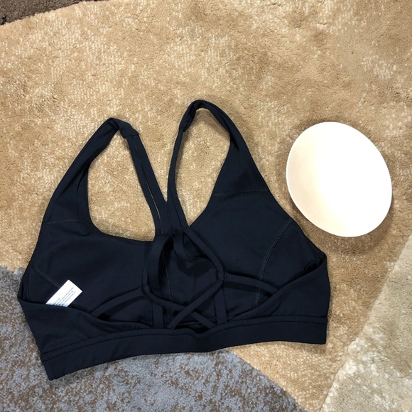 Women’s Black Workout Sports Bra, Size Medium - Picture 4 of 7